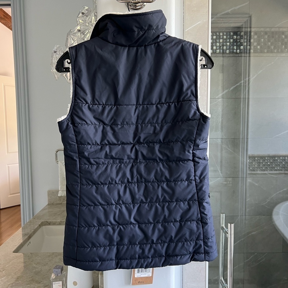 THE NORTH FACE Mossbud Insulated Reversible Vest - Picture 10 of 12